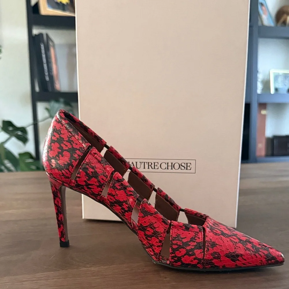 L'Autre Chose Red Patterned Heels, new with box, size US 8/5, EUR 39 - Picture 8 of 8